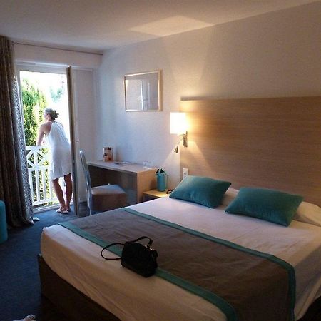 H Hotel Hyeres Bagian luar foto